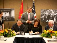 National Centre for the Performing Arts president Chen Ping and Philadelphia Orchestra president and CEO Allison Vulgamore sign residency agreement in September